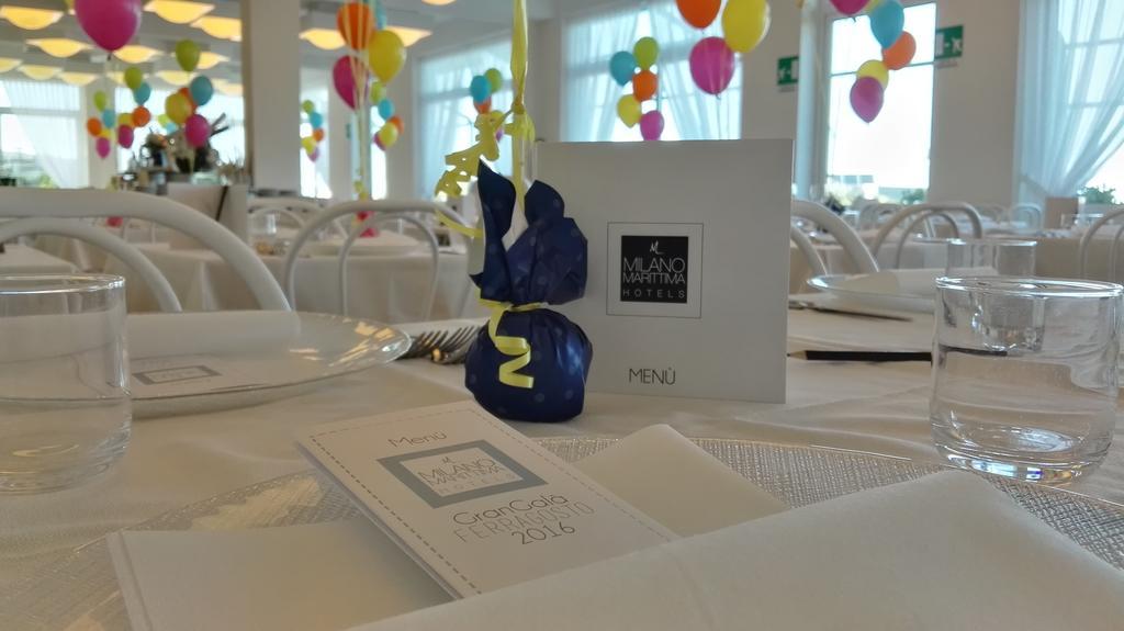 Hotel Delfino 밀라노마리티마 외부 사진